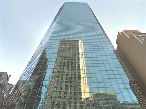 US Autoaddress Office common area, showcasing a modern and inviting workspace, reflecting the company's commitment to a collaborative and dynamic work environment.