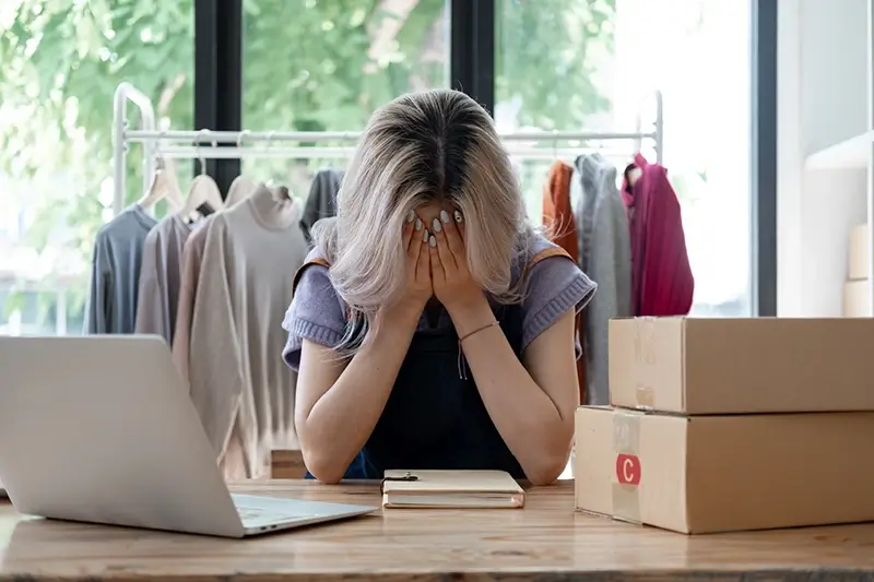 retailer stressed about address corrections and delivery problems